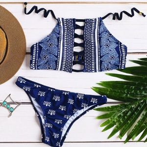 Women's navy blue halter bikini
